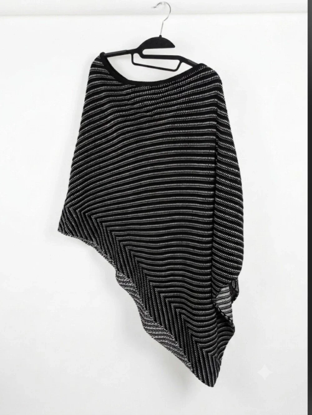 Chico's Black and White Chevron Knit Poncho